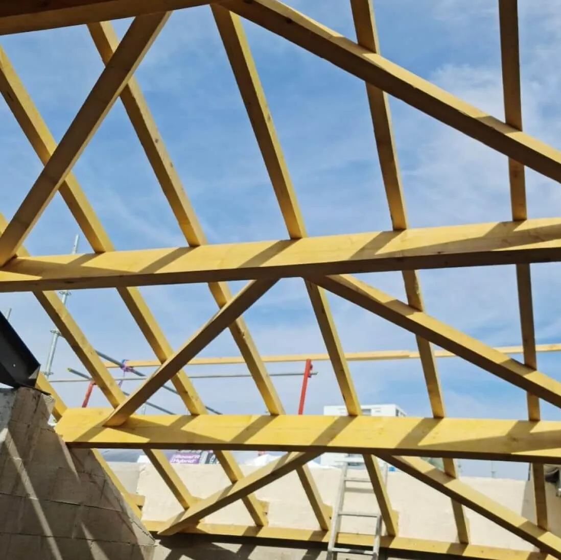Charpente d'un bâtiment collectif à Paris rénové par CBS